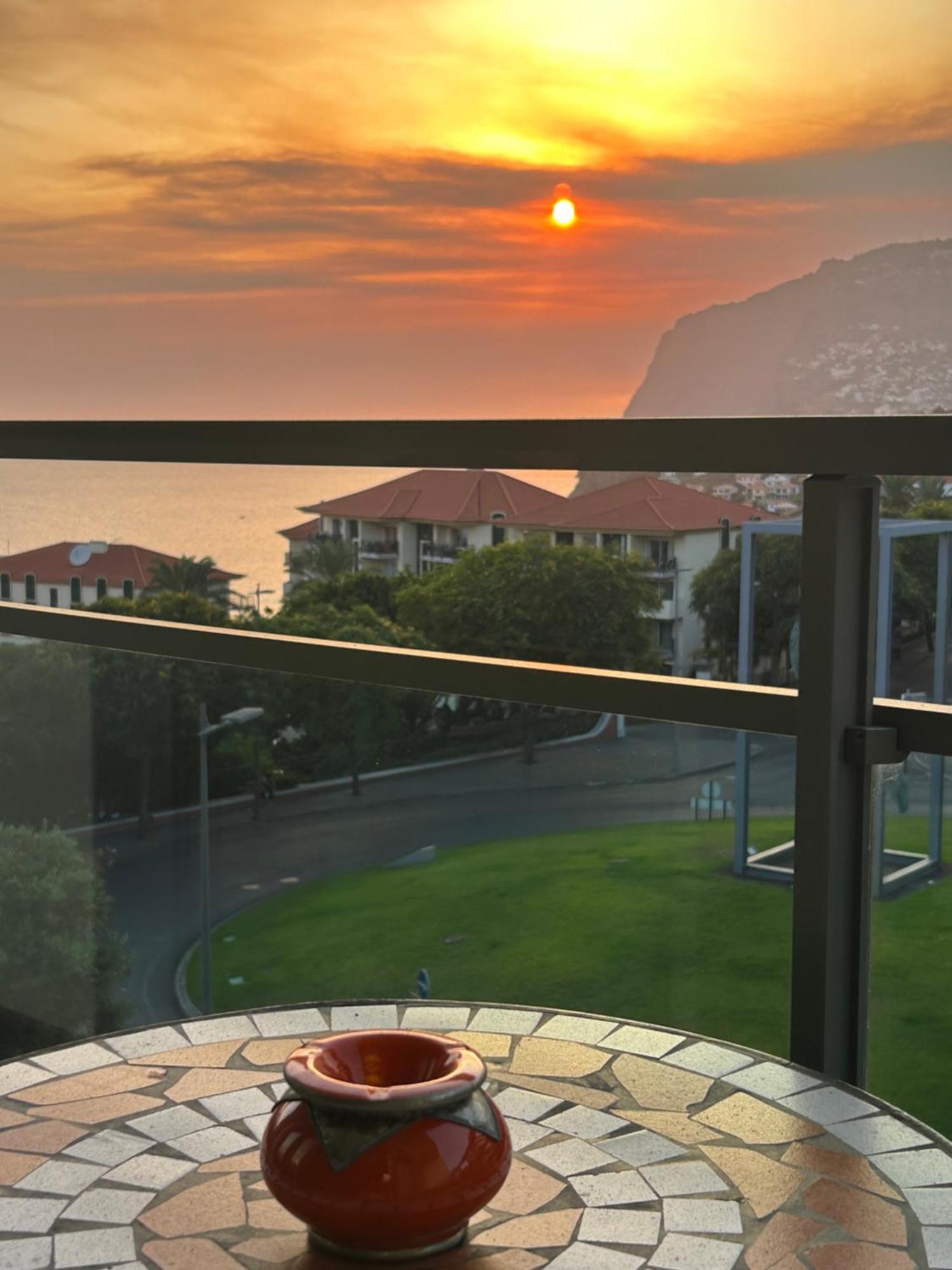 Cozy T2 With Ocean View Apartment Funchal  Exterior photo